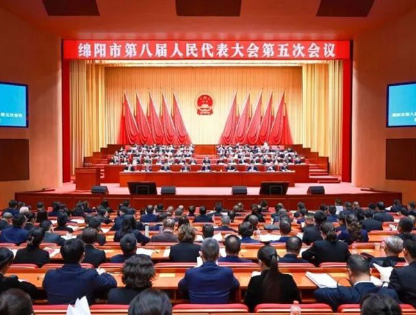 【聚焦两会】卡酷尚董事长郭晓林参加2025年绵阳两会，共绘家乡发展新蓝图