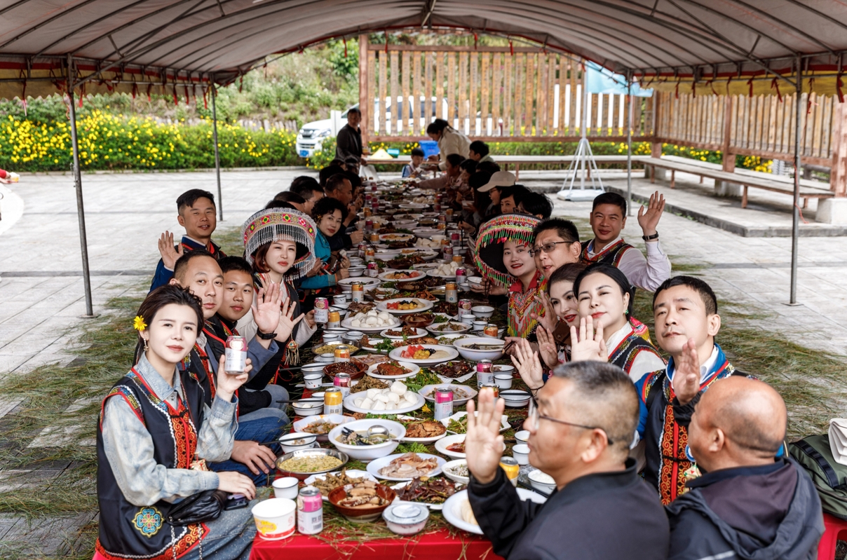 卡酷尚投身昌宁公益行，以爱与责任助力乡村振兴