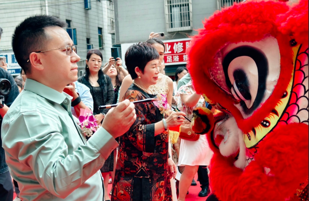 卡酷尚集团赋能医美新地标，安美聚光碧海湾院盛大开业