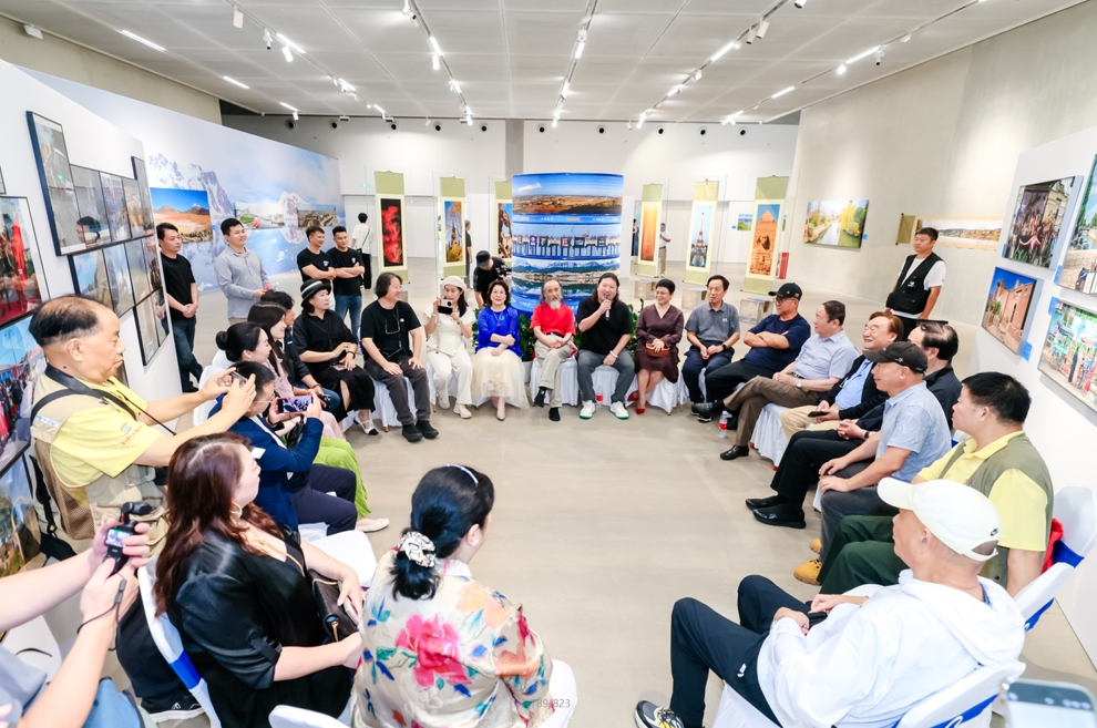 “大同视界·2025 四海遊 五洲行”摄影展震撼开幕 一场跨越四海五洲的视觉盛宴
