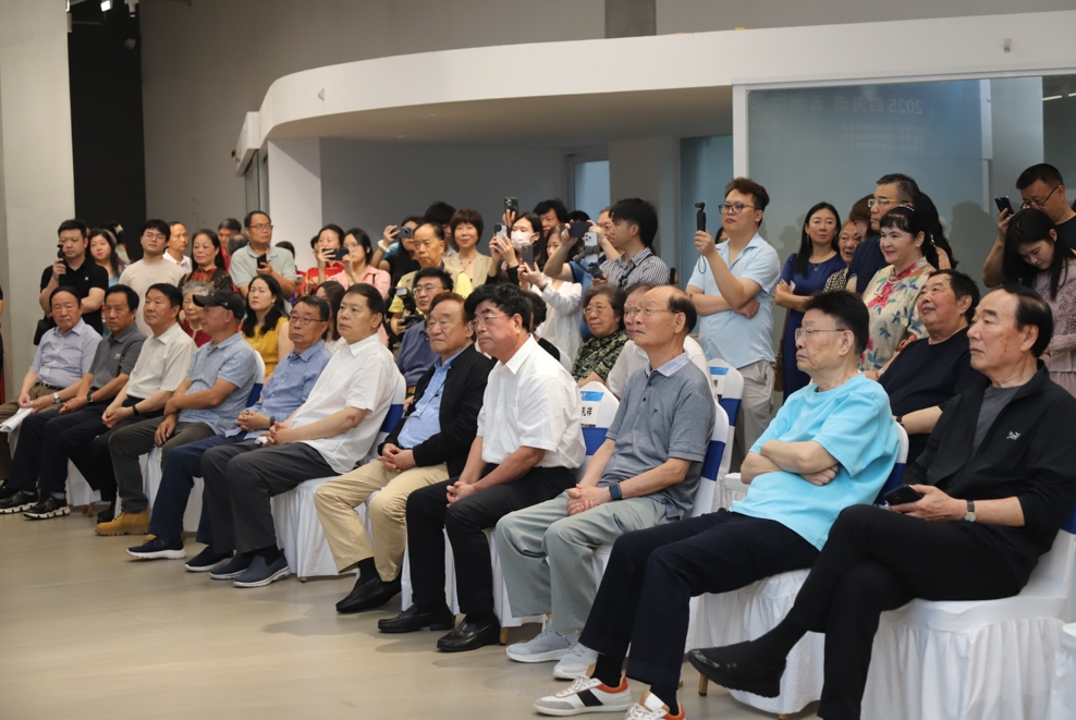 “大同视界·2025 四海遊 五洲行”摄影展震撼开幕 一场跨越四海五洲的视觉盛宴