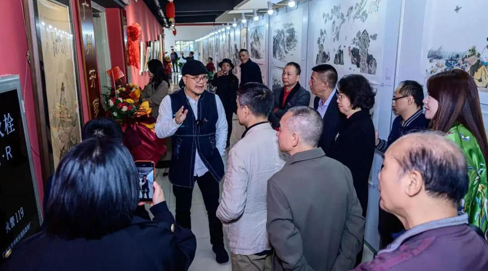 笔墨绘新春商艺融湾区  2026黄埔区迎新年书画作品展圆满落幕